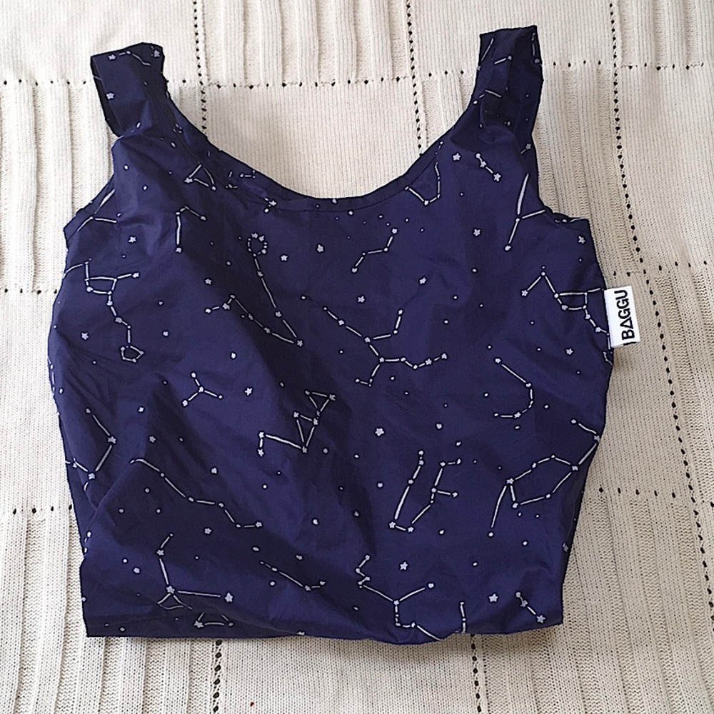 EUC Baggu Baby Reusable Bag Purse Tote  Navy Blue Constellation print